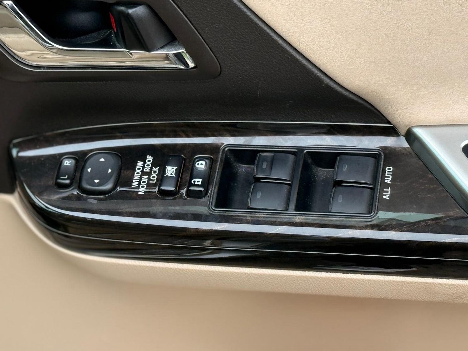 Used Toyota Alphard 2013 for sale - 76375461: Photo 10