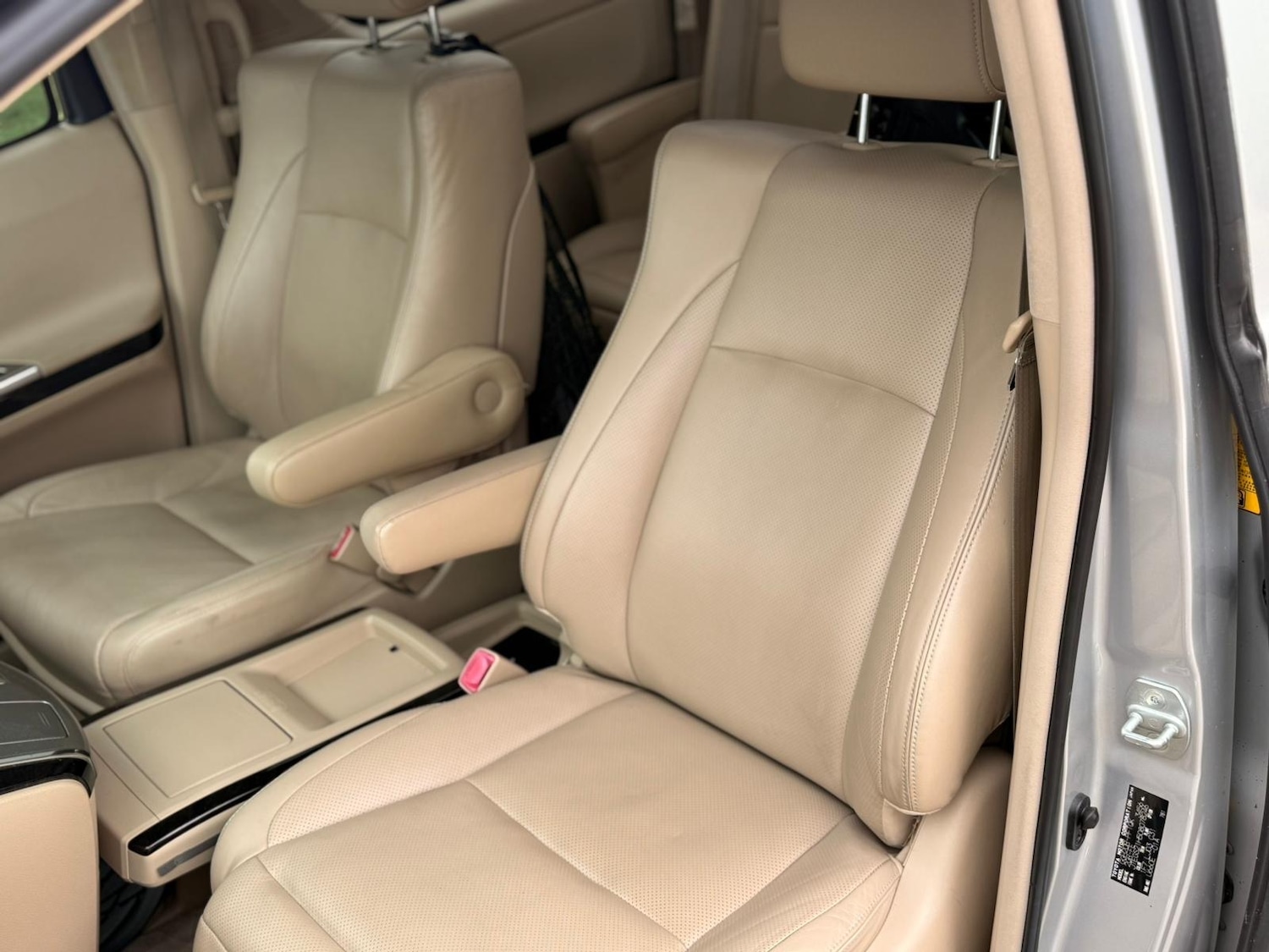Used Toyota Alphard 2013 for sale - 76375461: Photo 20