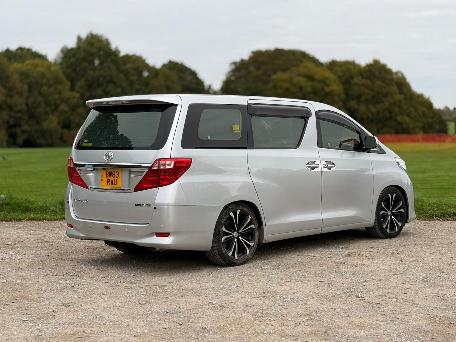 Used Toyota Alphard 2013 for sale - 76375461: Photo 8