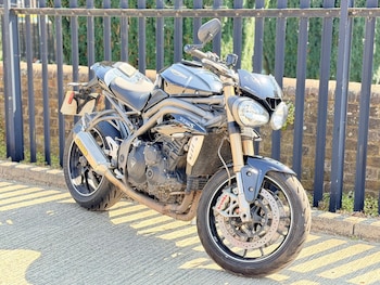 Used Triumph SPEED 2017 for sale - bike-78452358: Photo