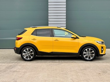 Used Kia Stonic 2018 for sale - 78870260: Photo