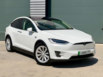 Used Tesla Model X 2018 for sale - 79231212: Photo