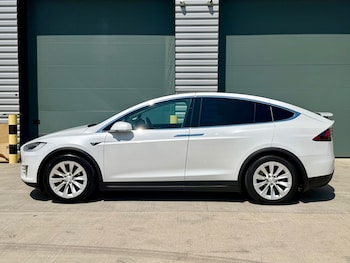Used Tesla Model X 2018 for sale - 79231212: Photo
