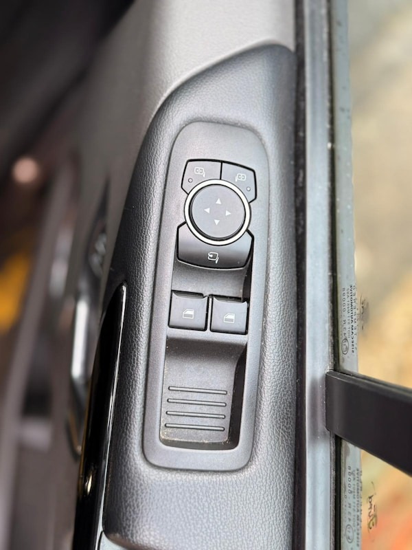 Used Ford Tourneo Custom 2020 for sale - 77618944: Photo 15