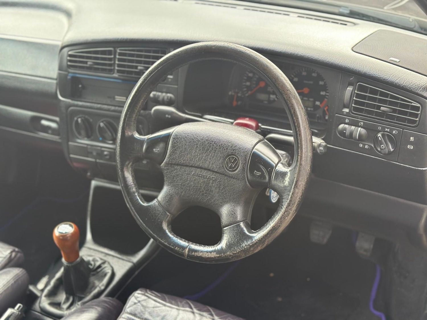 Used Volkswagen Golf 1997 for sale - 77226075: Photo 9