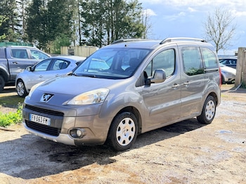 Used Peugeot Partner Tepee undefined for sale - 78313299: Photo
