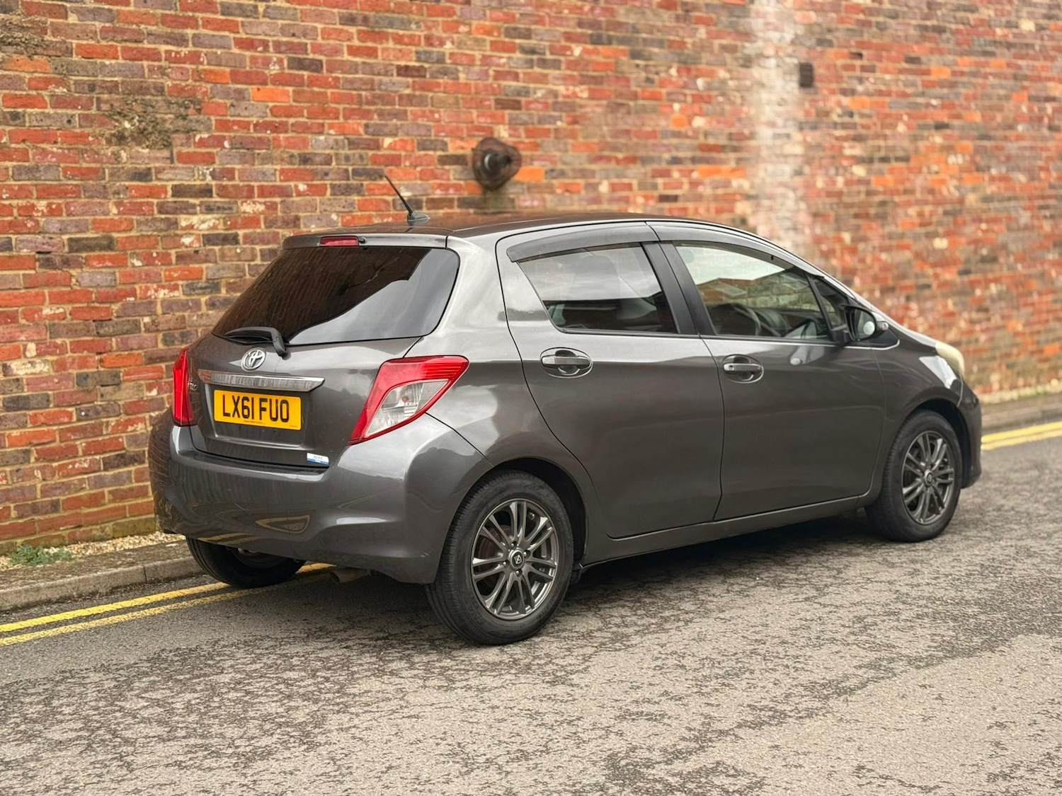 Used Toyota Yaris 2012 for sale - 77630955: Photo 6