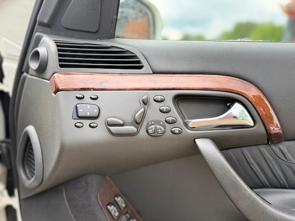 Used Mercedes-Benz S-Class 2002 for sale - 75343484: Photo 13