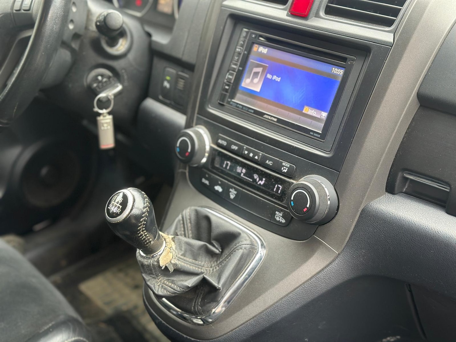 Used Honda CR-V 2011 for sale - 77950720: Photo 8