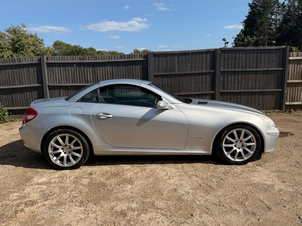 Used Mercedes-Benz SLK 2004 for sale - 75454004: Photo 1