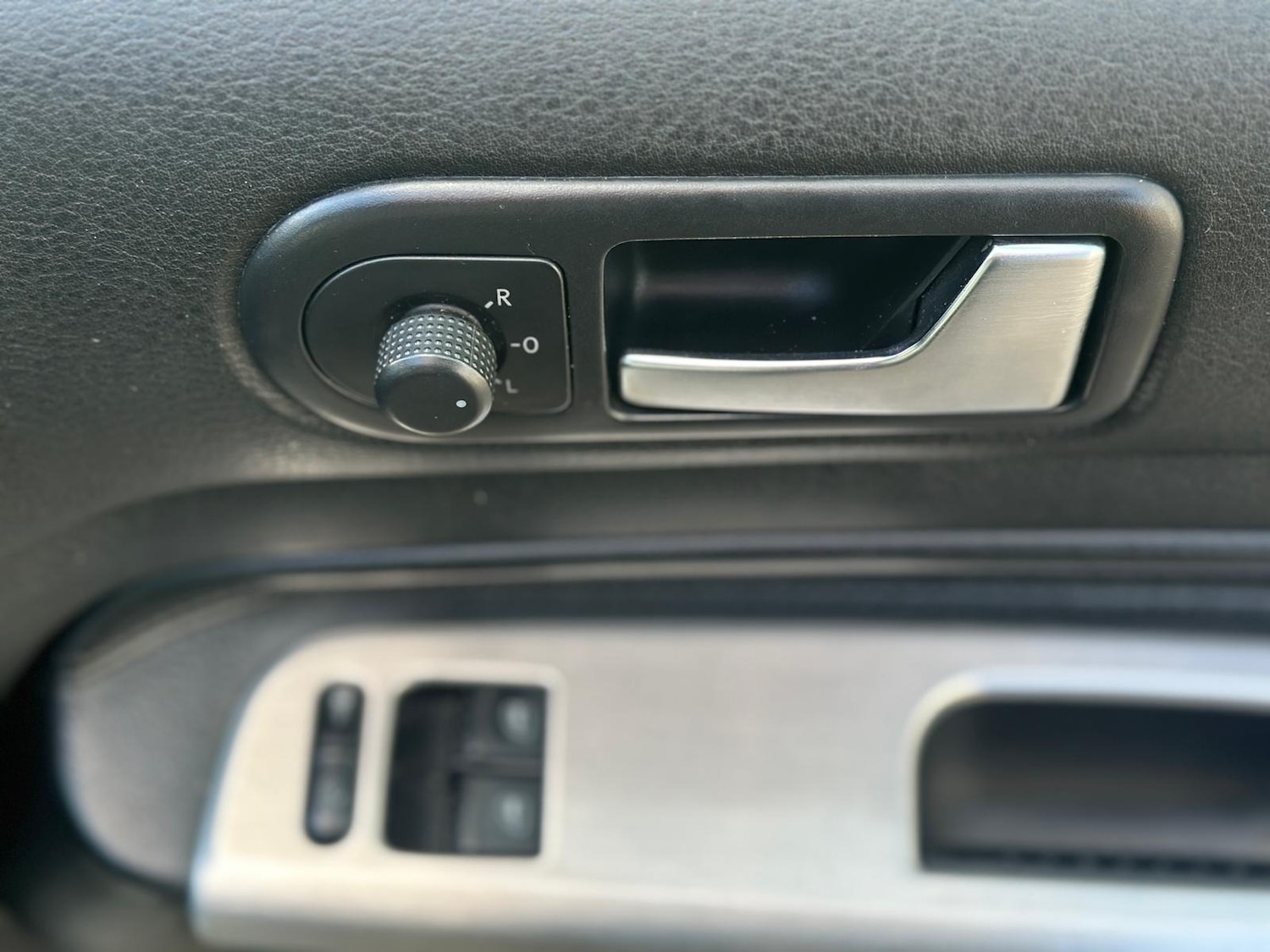 Used Volkswagen Golf 2003 for sale - 77241409: Photo 15