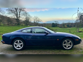 Used Jaguar XK8 2001 for sale - 77702877: Photo