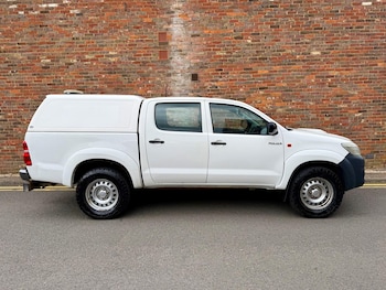 Used Toyota Hilux 2016 for sale - 78497297: Photo