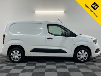 Used Vauxhall Combo 2020 for sale - 75728390: Photo