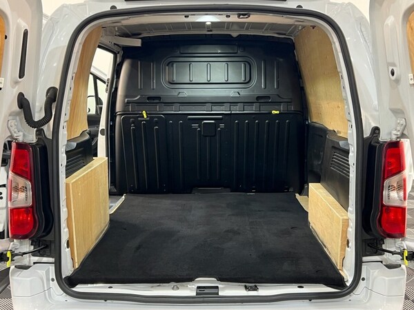 Used Citroen Berlingo 2023 for sale - 76048445: Photo 37
