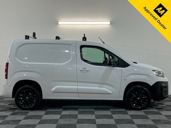 Used Citroen Berlingo 2023 for sale - 76048445: Photo 3