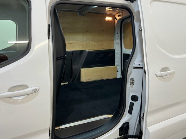 Used Citroen Berlingo 2023 for sale - 76048445: Photo 43
