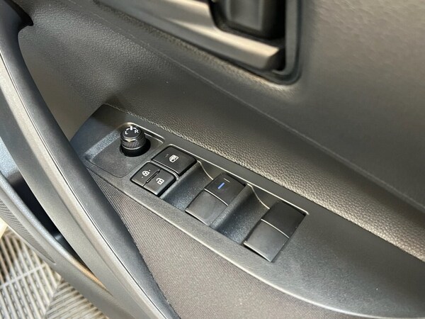 Used Toyota Corolla 2023 for sale - 75735404: Photo 37