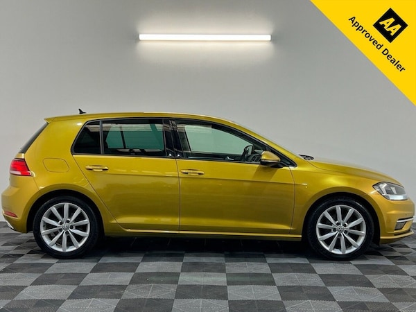 Used Volkswagen Golf 2017 for sale - 76014789: Photo 3