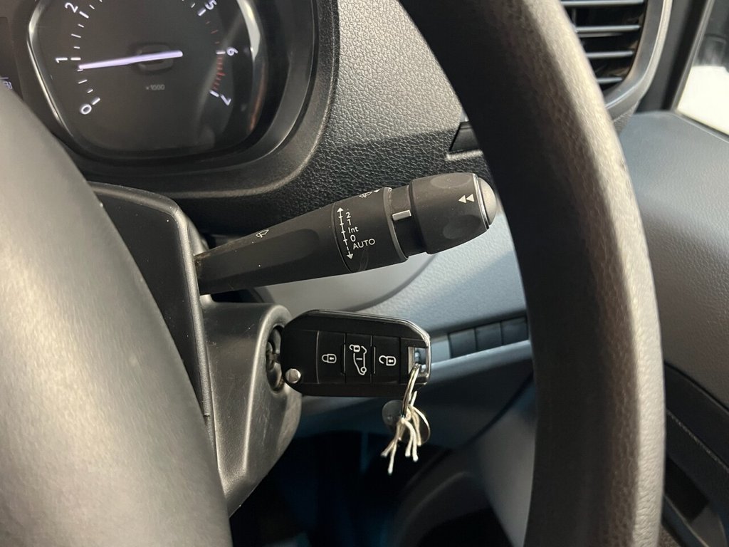Used Peugeot Expert 2020 for sale - 76118777: Photo 37