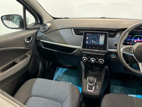 Used Renault Zoe 2022 for sale - 76256572: Photo 31