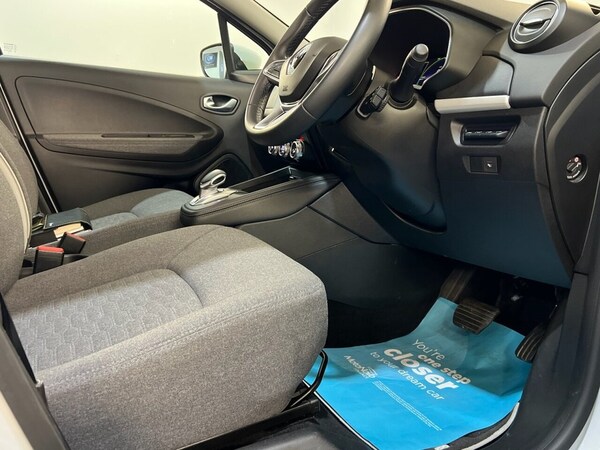 Used Renault Zoe 2022 for sale - 76256572: Photo 42