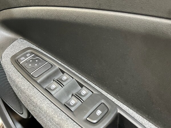 Used Renault Zoe 2022 for sale - 76256572: Photo 45
