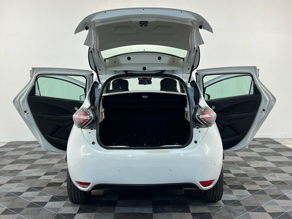 Used Renault Zoe 2022 for sale - 76256572: Photo 50