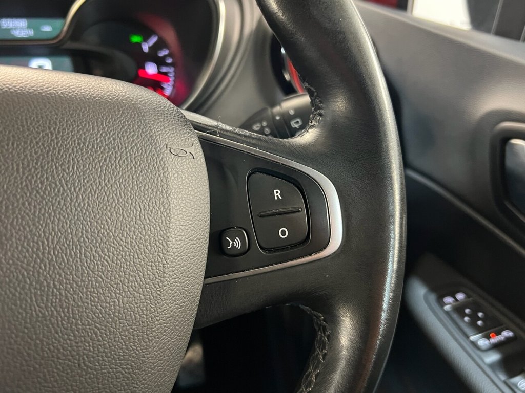 Used Renault Captur 2020 for sale - 76080661: Photo 39