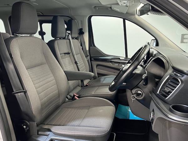 Used Ford Tourneo Custom 2019 for sale - 75728324: Photo 16