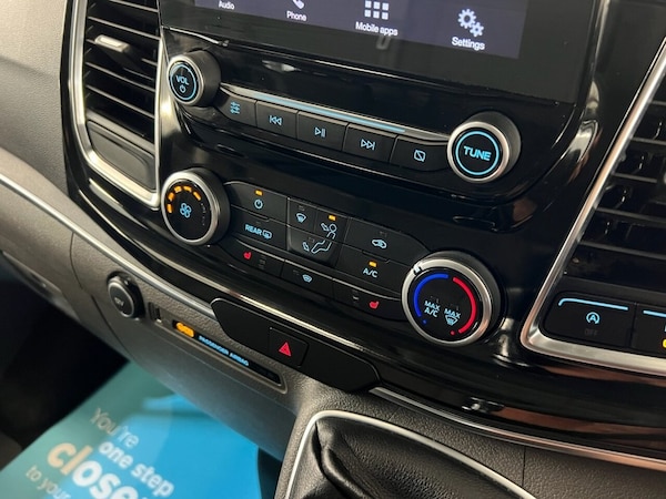 Used Ford Tourneo Custom 2019 for sale - 75728324: Photo 26