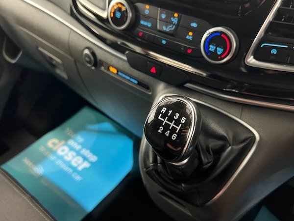 Used Ford Tourneo Custom 2019 for sale - 75728324: Photo 27