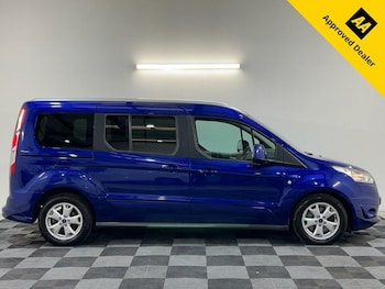Used Ford Grand Tourneo Connect 2016 for sale - 76256601: Photo 3