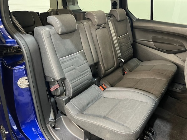 Used Ford Grand Tourneo Connect 2016 for sale - 76256601: Photo 42