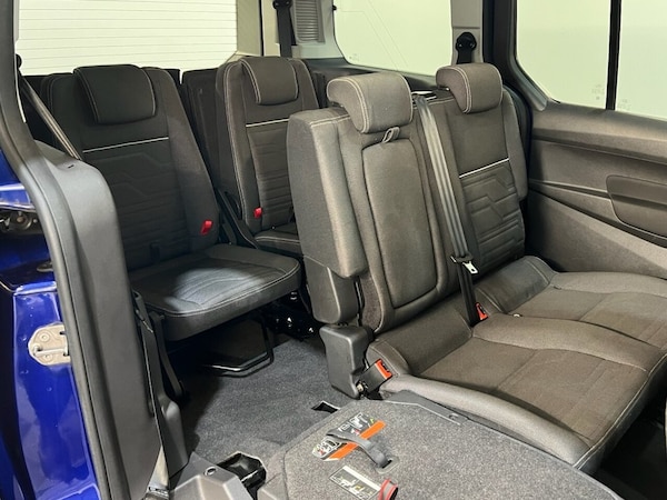 Used Ford Grand Tourneo Connect 2016 for sale - 76256601: Photo 43