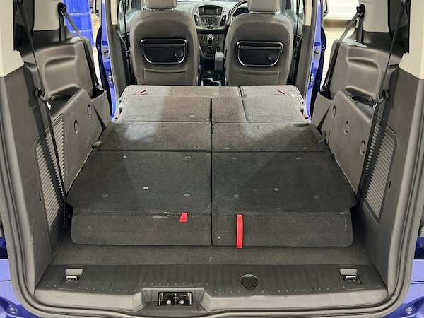 Used Ford Grand Tourneo Connect 2016 for sale - 76256601: Photo 46