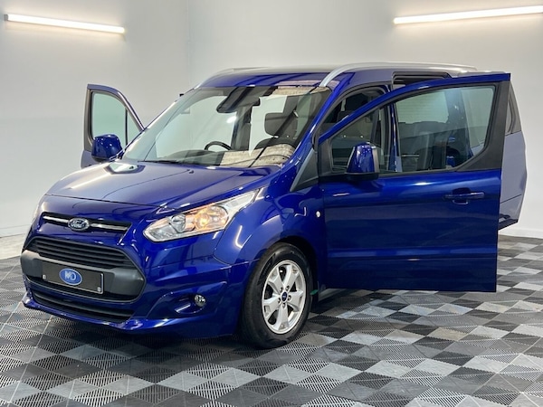 Used Ford Grand Tourneo Connect 2016 for sale - 76256601: Photo 49
