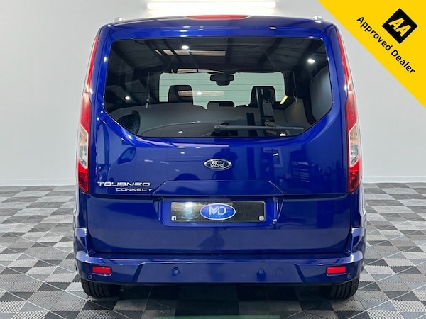 Used Ford Grand Tourneo Connect 2016 for sale - 76256601: Photo 7