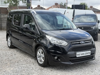 Used Ford Grand Tourneo Connect 2017 for sale - 79519902: Photo