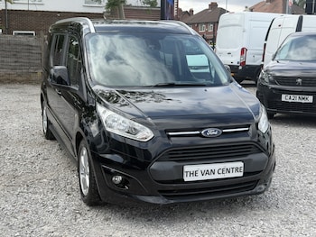 Used Ford Grand Tourneo Connect 2017 for sale - 79519902: Photo
