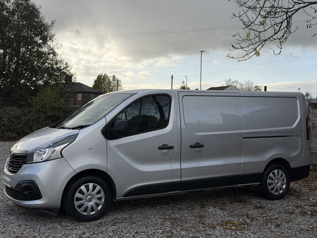 Used Renault Trafic 2018 for sale - 76483187: Photo 4
