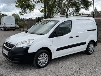 Used Peugeot Partner 2018 for sale - 78571854: Photo