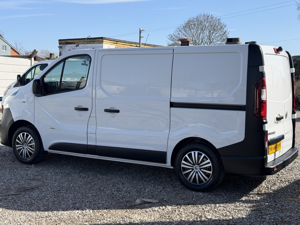 Used Vauxhall Vivaro 2018 for sale - 77933639: Photo 7