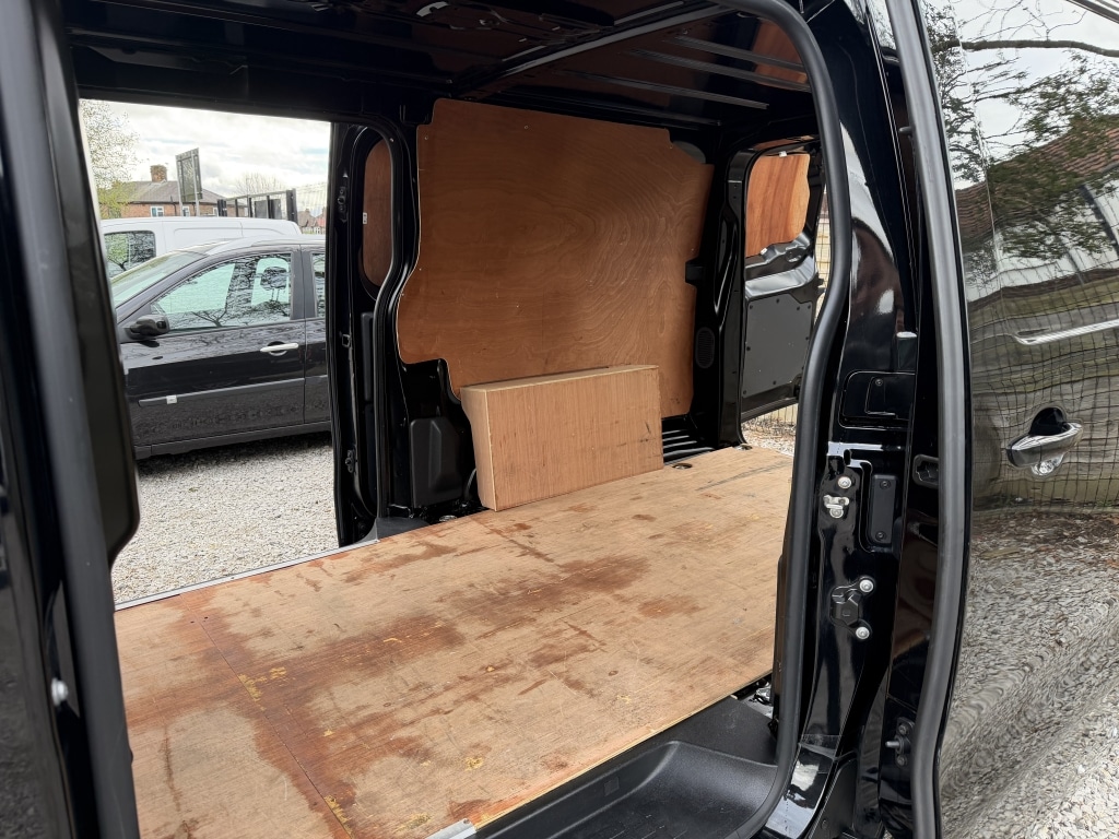 Used Vauxhall Vivaro 2021 for sale - 78133109: Photo 11