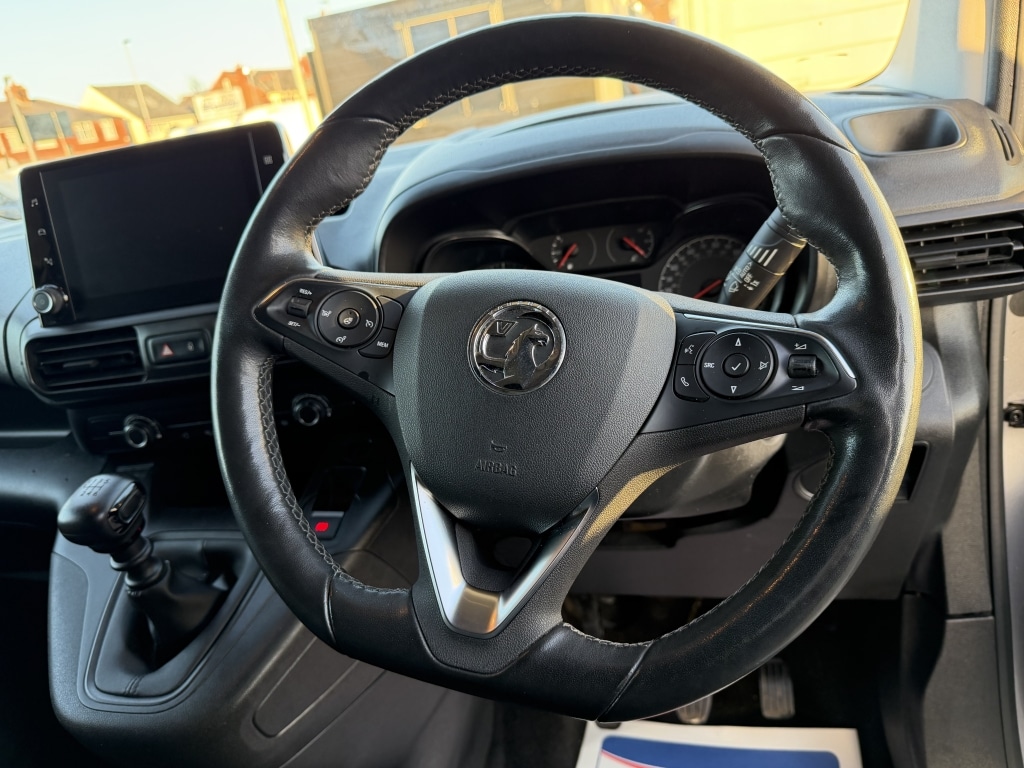 Used Vauxhall Combo 2022 for sale - 76893379: Photo 14