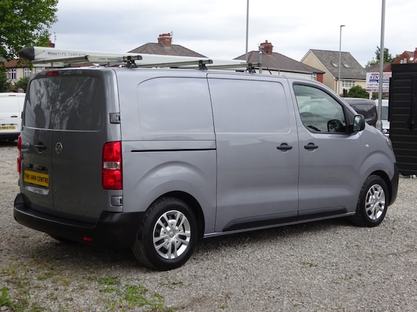 Used Vauxhall Vivaro 2022 for sale - 76182735: Photo 17