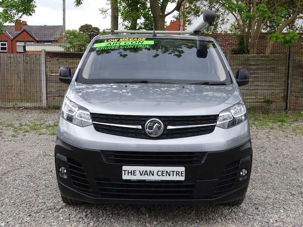 Used Vauxhall Vivaro 2022 for sale - 76182735: Photo 2