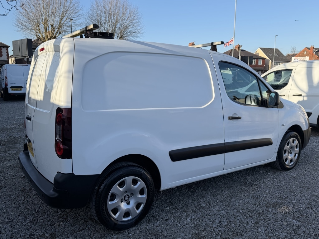 Used Peugeot Partner 2018 for sale - 77750296: Photo 11