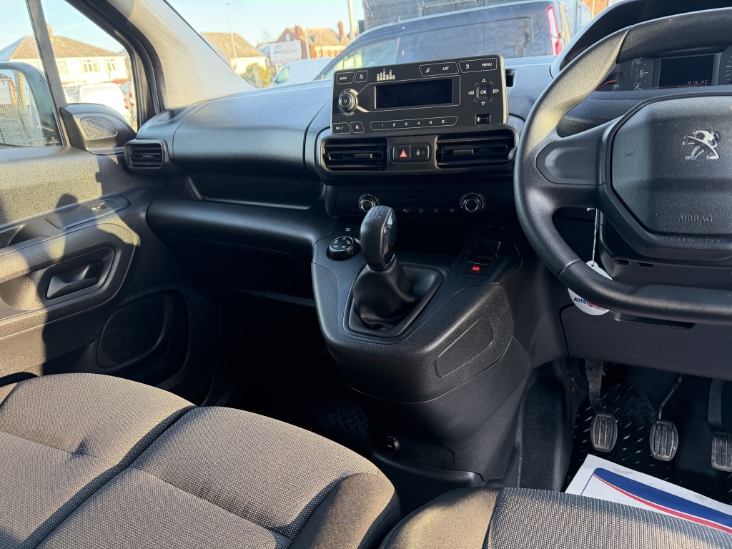 Used Peugeot Partner 2020 for sale - 77055298: Photo 12