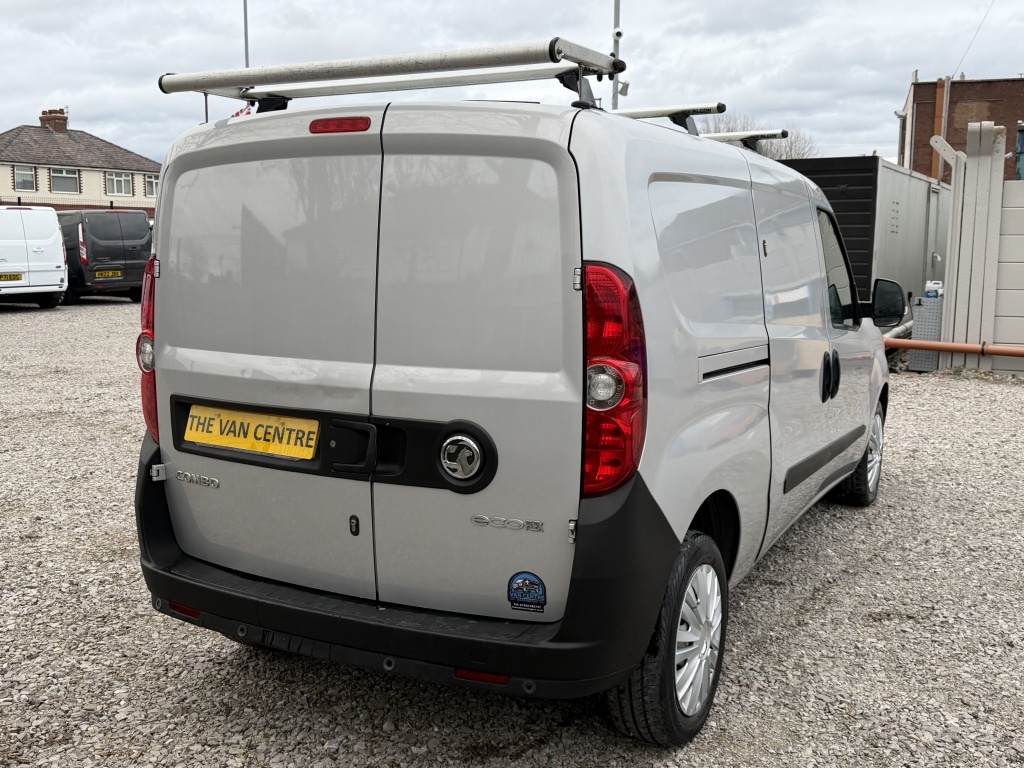 Used Vauxhall Combo 2017 for sale - 77837282: Photo 11